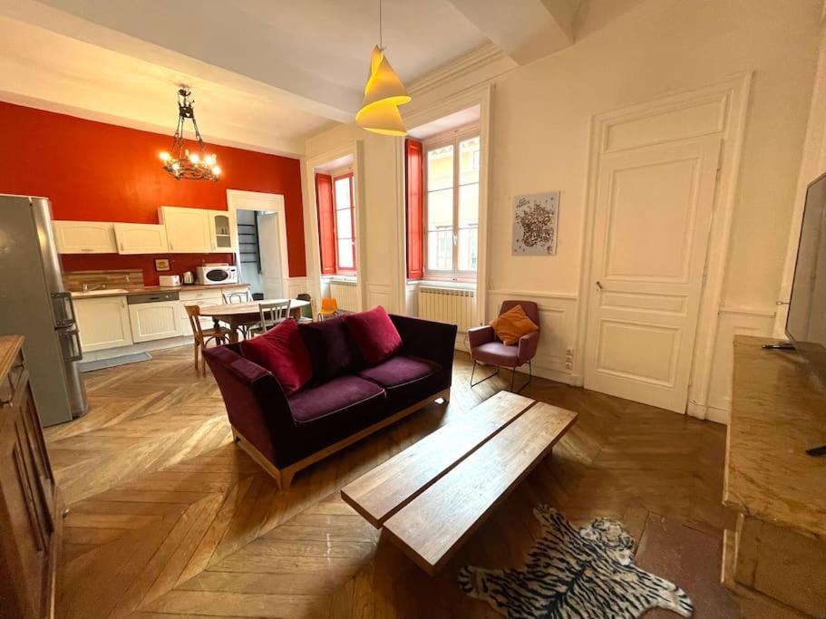 Appartement PROMO / Charmant T3 lumineux - Place des Terreaux 6 Rue Coustou 69001 Lyon