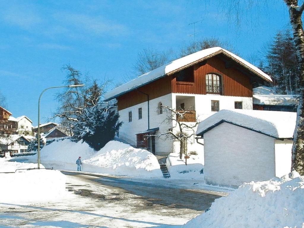 Property in Zenting , 94579 Zenting