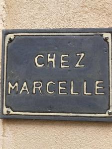 Provence Luberon Bonnieux location gite chez Marcelle