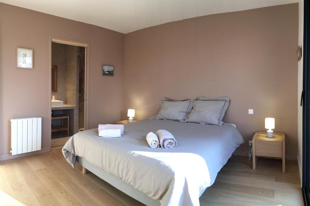 Provence Ventoux. Studio panoramique avec piscine 26170 Mollans-sur-Ouvèze