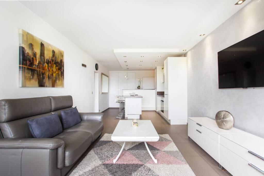 prox.Gare Montparnasse-galeries lafayette! 4pers. 90 Avenue du Maine, 75014 Paris