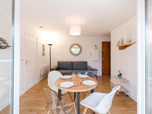 Appartement Quaint Apartment in Port en Bessin Huppain with Balcony  14520 Port-en-Bessin-Huppain Normandie