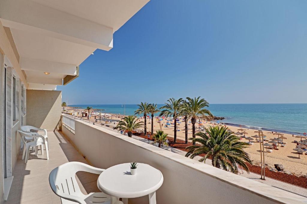 Appartement Quarteira Beach & Ocean View by Homing Praceta do Regedor, 3 8125-157 Quarteira