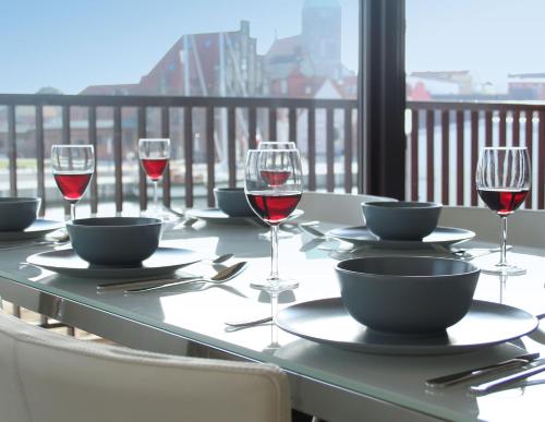 Quartier Alter Hafen mit Meerblick, Balkon & Parkplatz - ABC242