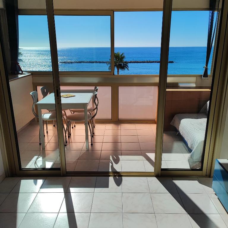 Quartier du château, superbe appartement avec parking 64000 Pau