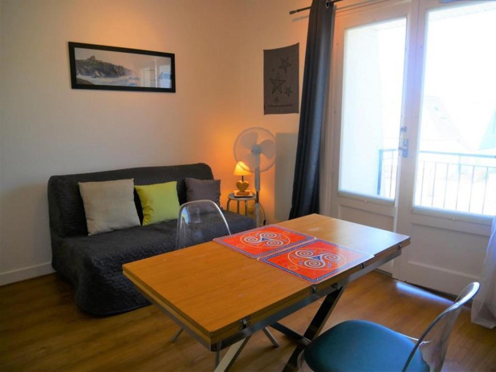 Appartement Appartement Quiberon, 2 pièces, 2 personnes - FR-1-478-50 38 boulevard Anatole France, 56170 Quiberon