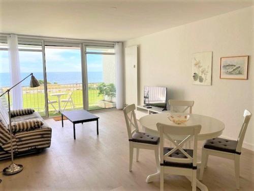 Appartement Appartement Quiberon, 2 pièces, 4 personnes - FR-1-478-147 Boulevard du Conguel Quiberon