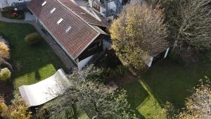 Quiet 2 room garden loft with terrace