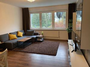 Quiet Apartment in hip Neighbourhood
