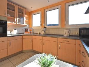 Quiet apartment in Merlsheim with balcony