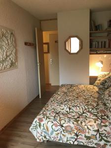 Quiet apartment with balcony near the slopes