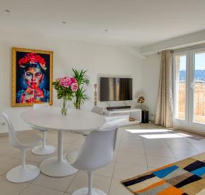 Quiet cocoon in the heart of Nice