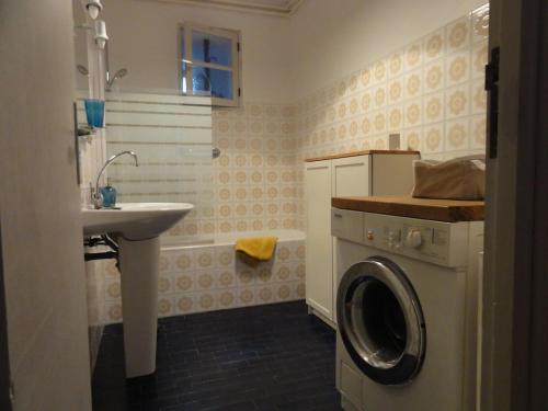 Quiet flat in Bonnieux countryside