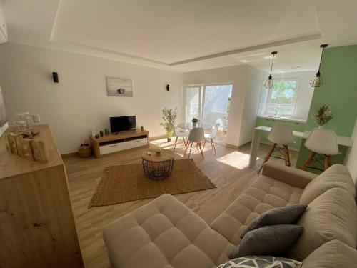 Quinta do Paraiso Flat with 3 Pools