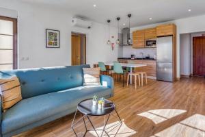 Quinta dos Arcos 2BR w/ AC & Pool by LovelyStay