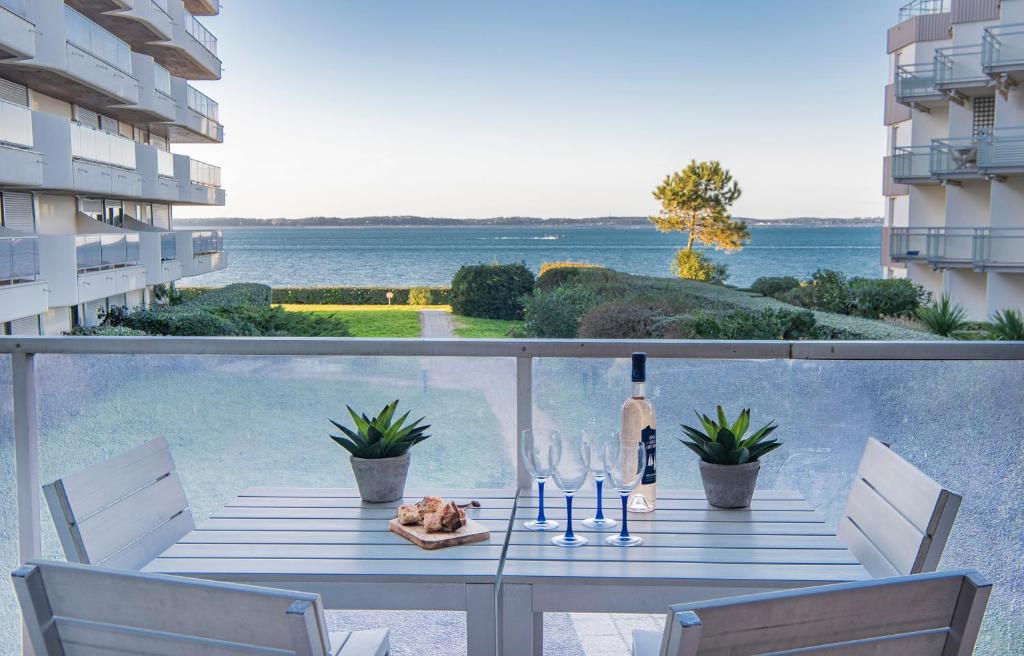 Appartement Quo Vadis - Proche plage et parking privé 74 Boulevard de l'Océan 33120 Arcachon