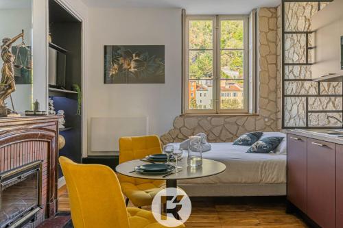 R'Apparts Studio Chic des Quais