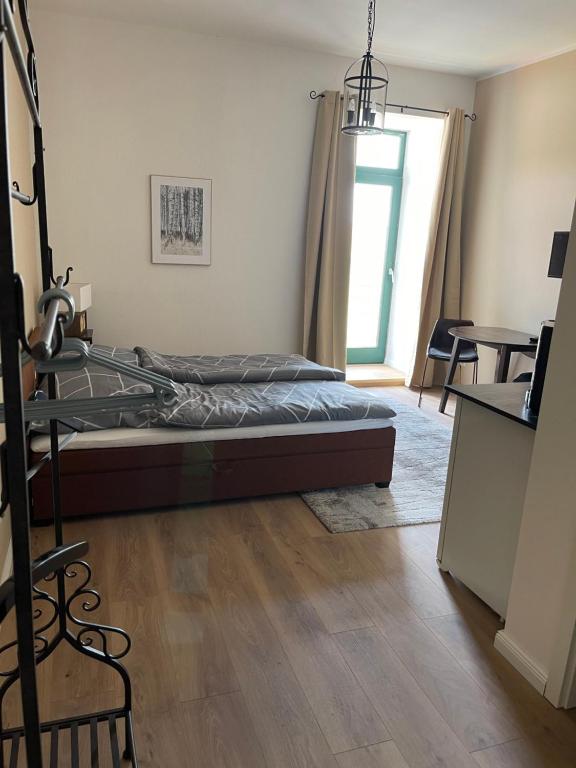 Appartement Radlerzimmer mit Duschbad und Miniküche in Neu Gaarz, mitten in der Natur 6 Dorfstraße 17194 Neu Gaarz