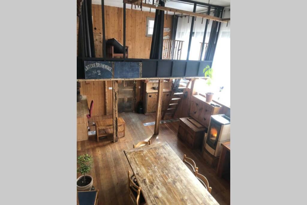 Rare appartement d'architecte en haut de Montmartre