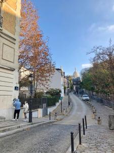 Appartement Rare appartement d'architecte en haut de Montmartre 12 Rue Girardon 75018 Paris Île-de-France