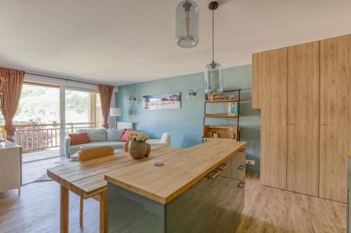 Rare ! Appartement rénové dans le village piéton de Megève