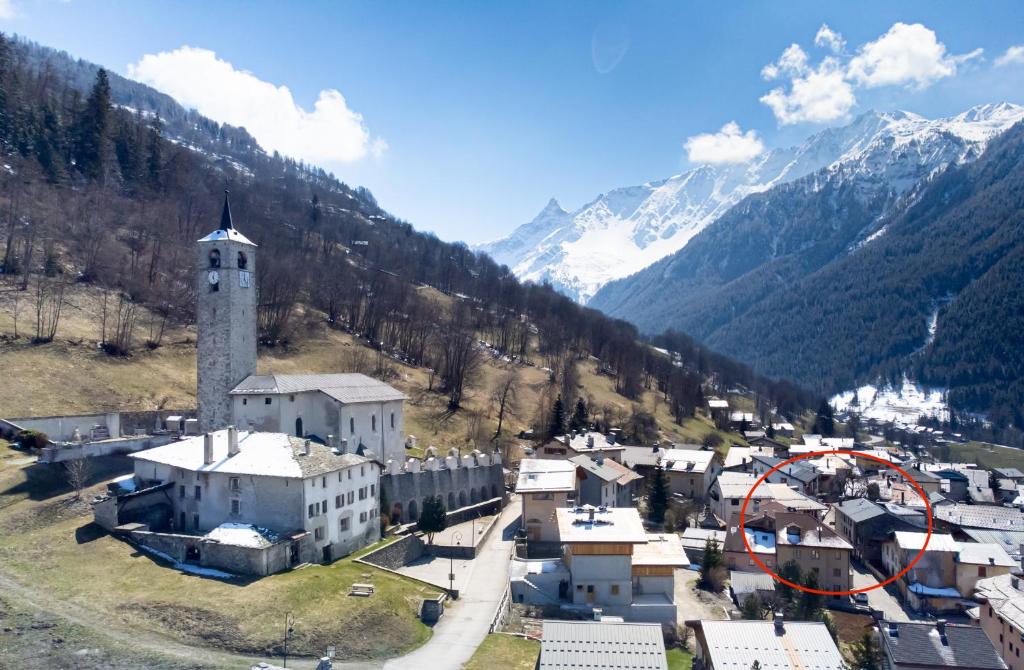Rare pearl with an incredible view of all Briançon