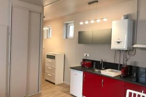 Appartement RARE PETIT COCON F1 Calme possibilité jacuzzi hammam en sus 19 Avenue de Royat 63400 Chamalières Auvergne