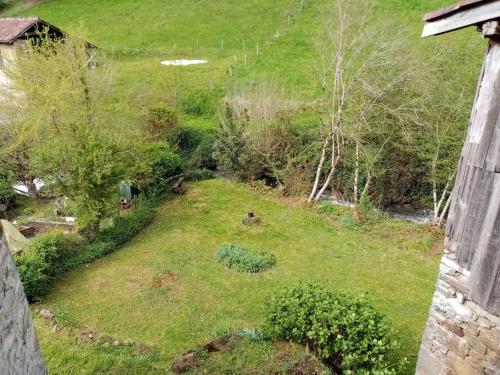 Ravissante suite avec jardin en bord de ruisseau