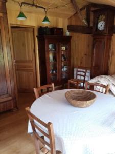 Ravissante suite avec jardin en bord de ruisseau