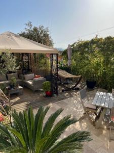 Appartement RDC de maison avec terrasse barbecue rdc 31 Rue du Sénégal 83000 Toulon Provence-Alpes-Côte d\'Azur