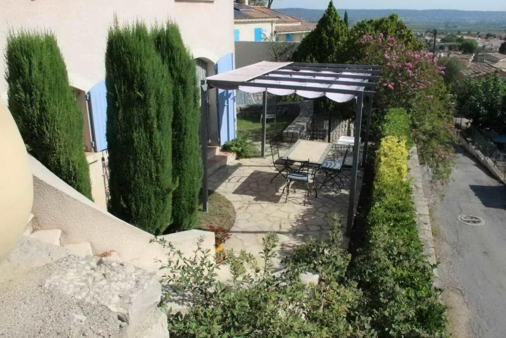 Appartement RdC-villa_2Pieces 35m2_domine la plaine entre NIMES_CEVENNES_MER 2 Chemin des Oliviers 30420 Calvisson