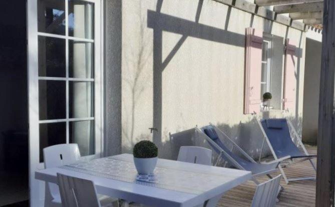 RDP Carré d'or, flat and night Parking, free from 6PM till 11AM, and Sunday all day