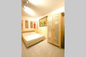 Appartement RDP Carré d'or, flat and night Parking, free from 6PM till 11AM, and Sunday all day 4 Ruelle des Prés 06000 Nice Provence-Alpes-Côte d\'Azur