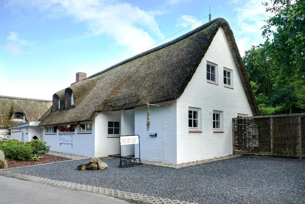 Reetdachhaus Hüs am Wall Appartement L Hüs am Wall Westmarken 54, 25826 Sankt Peter-Ording