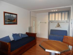 REF 005 Studio 2 couchages ARZON