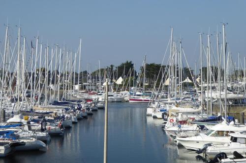 REF 060 Appartement 2 pièces avec une magnifique vue sur le port du Crouesty