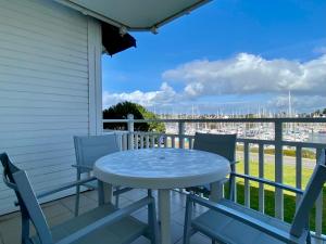 REF 060 Appartement 2 pièces avec une magnifique vue sur le port du Crouesty