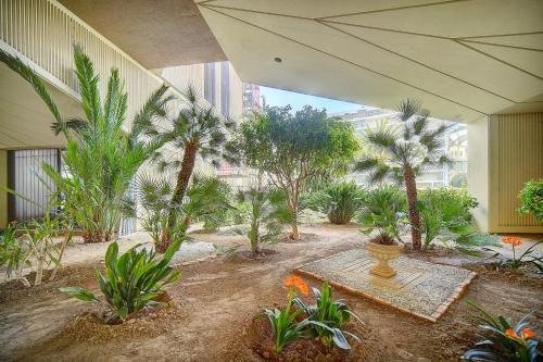 REF 1389 - 1 bedroom apartment of 55m near Croisette