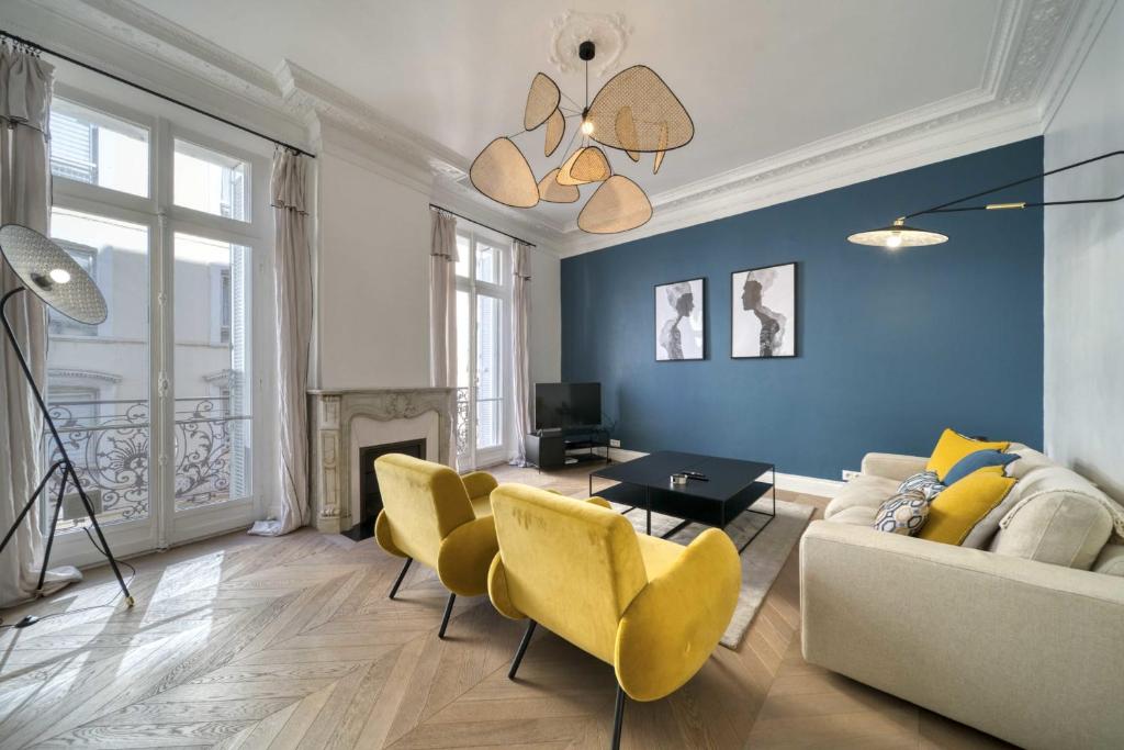 REF 1412 - Charming two bedroom apartment in Rue d'Antibes 38 rue d’Antibes, 06400 Cannes