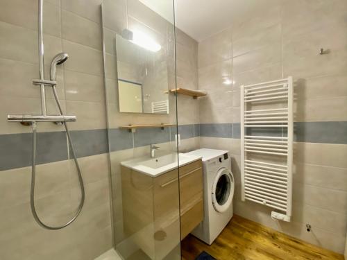REF 148 Appartement 2 pièces avec jolie vue sur la mer