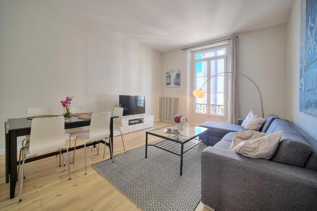 REF 1483 - Cannes back Croisette - Modern Apartment 13 Rue du commandant André, 06400 Cannes