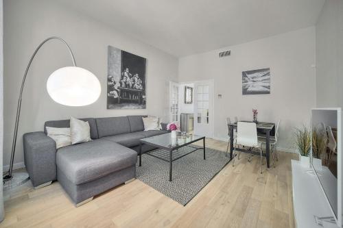 REF 1483 - Cannes back Croisette - Modern Apartment