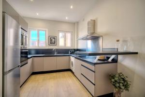 REF 1483 - Cannes back Croisette - Modern Apartment