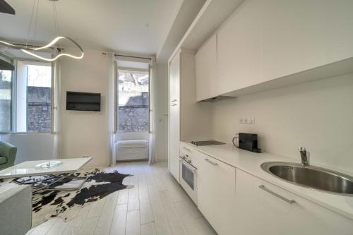 REF 1490 - Cannes Le Suquet - Charming flat for rent