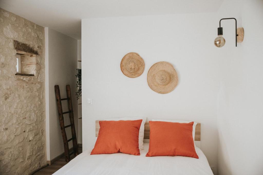 REF 1766 - 2 bedroom apartment in Cannes 200m from beaches