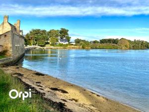 REF 183 Appartement 2 pièces avec vue sur la mer et accès direct sur la plage