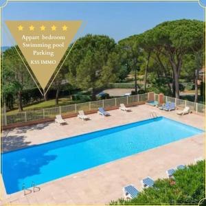 (Réf 19) App Neuf, 4 pers, piscine, parking, Saint Raphaël