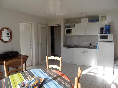 REF 204 Appartement 3 pièces situé entre le port du Crouesty et la plage