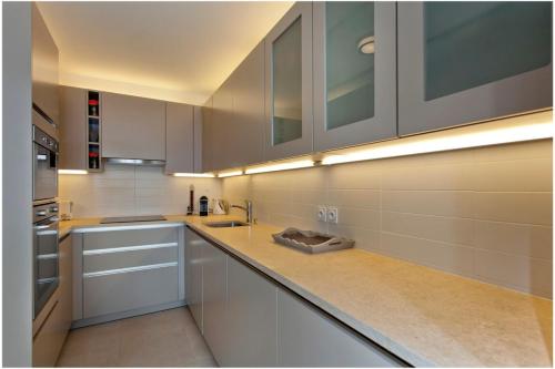 REF 912 - Apartment to rent in the centre of Cannes
