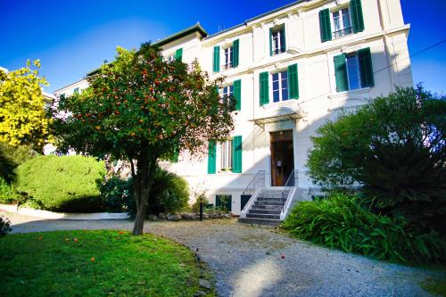 Ref GENEVE - Studio